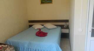 Гостиница Guest House Kovcheg Анапа Трехместный номер &quot;Комфорт&quot; с душем-51